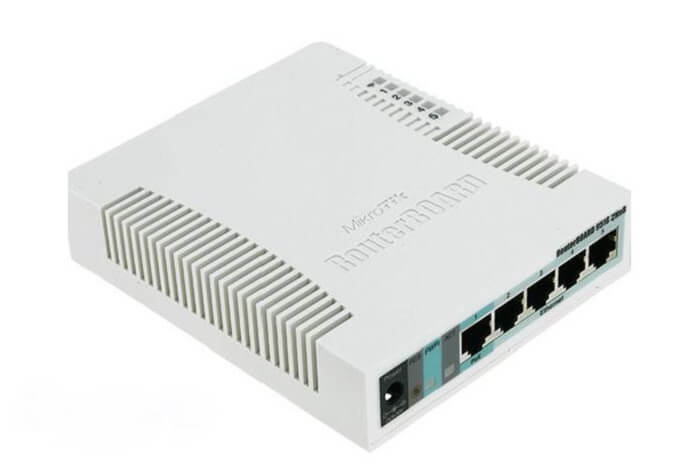آشنایی با روتر میکروتیک (Mikrotik) 4 روتر میکروتیک مدل RB951G-2HnD